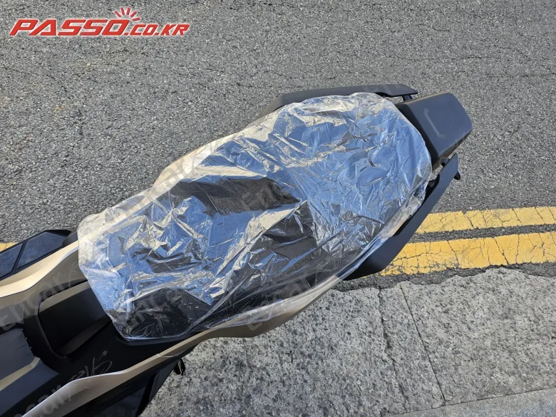Honda Forza 750 - фото 5