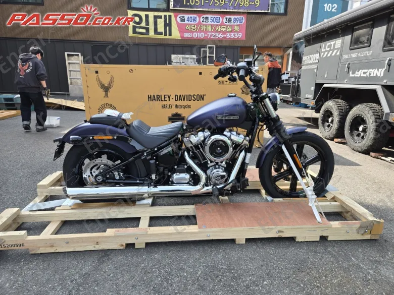 Harley-Davidson Street Bob 117 - фото 0