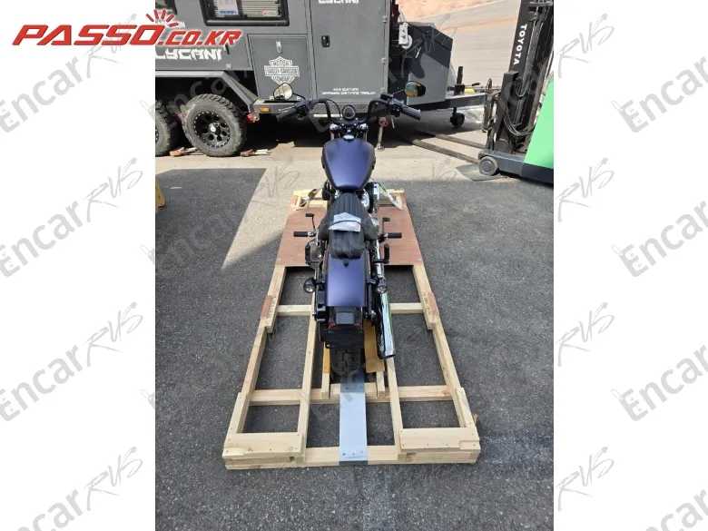 Harley-Davidson Street Bob 117 - фото 2