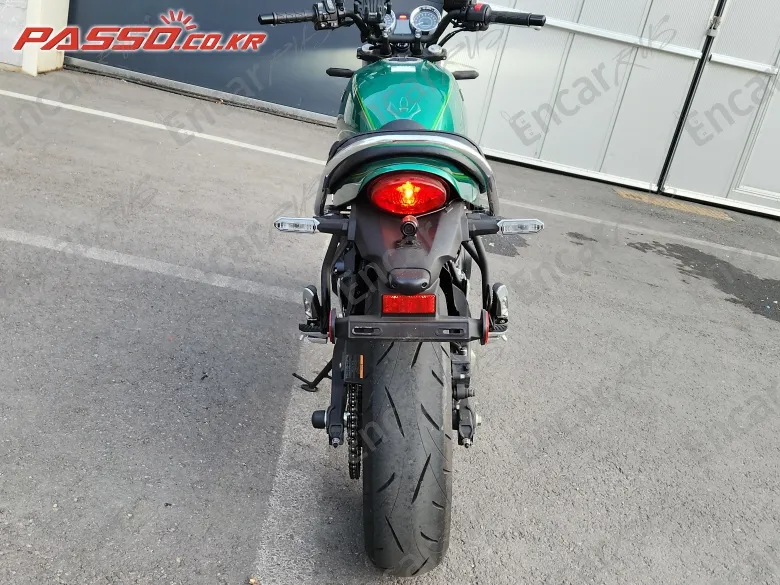 Kawasaki Z 650 Rs Abs - фото 2