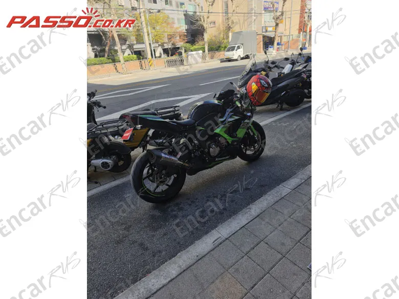 Kawasaki Zx 6 R - фото 2