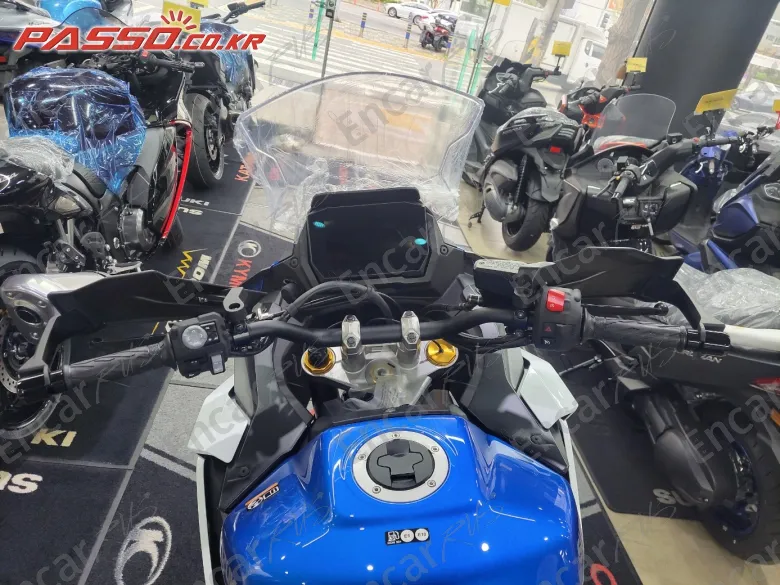 Suzuki Gsx S 1000 Gx - фото 3