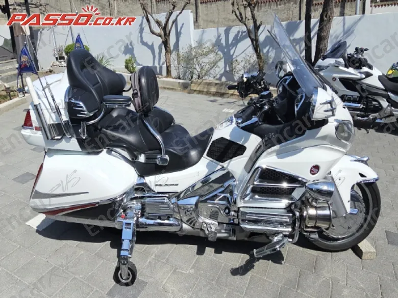 Honda Goldwing 1800 - фото 0