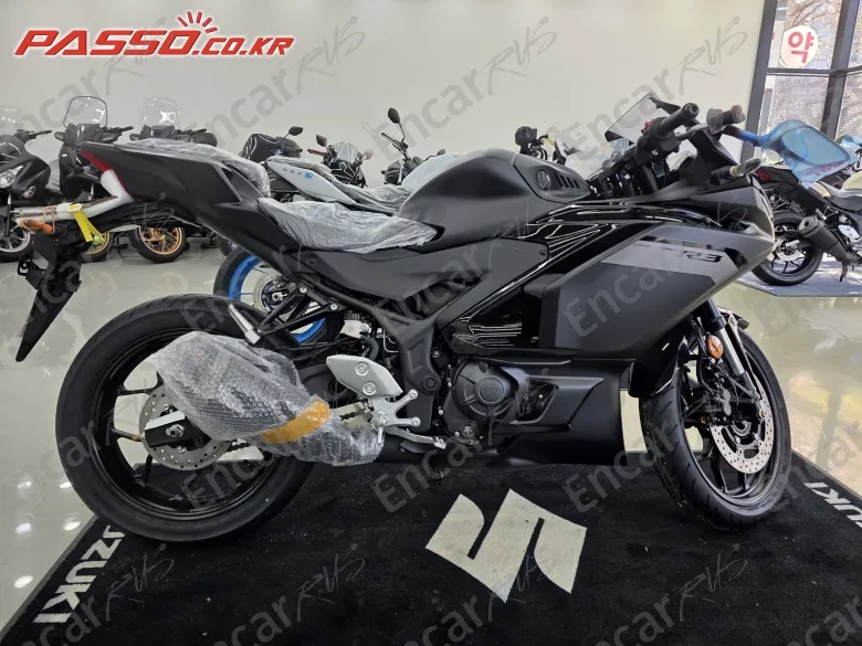 Yamaha Yzf R3 - фото 0