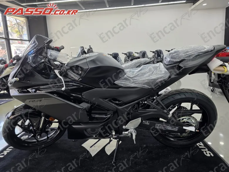 Yamaha Yzf R3 - фото 1