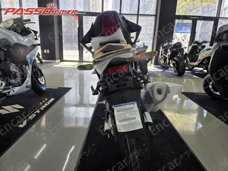 Yamaha Yzf R3 - фото 2