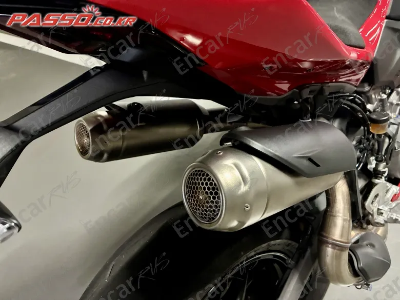 Ducati Panigale V2 S - фото 6