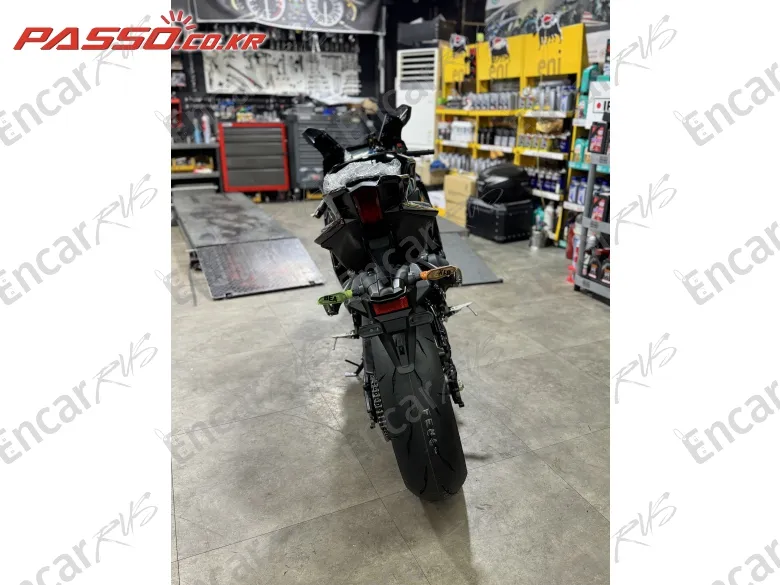 Yamaha Yzf R9 - фото 2