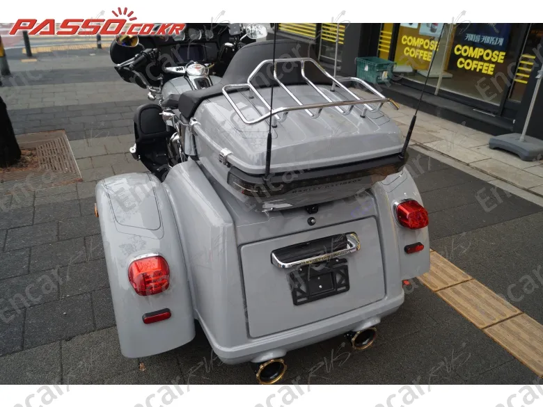 Harley-Davidson Flhtcutg Tri Glide Ultra Classic - фото 2