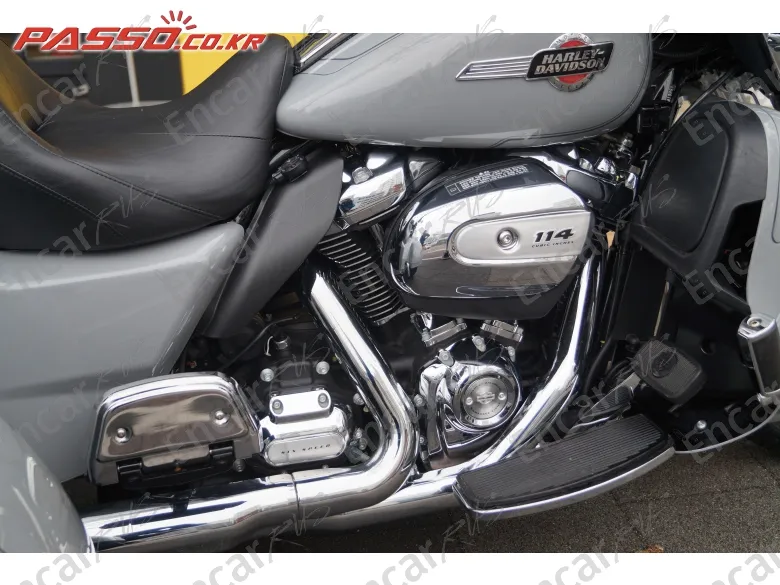 Harley-Davidson Flhtcutg Tri Glide Ultra Classic - фото 4