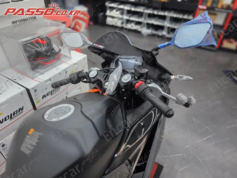 Yamaha Yzf R3 - фото 3