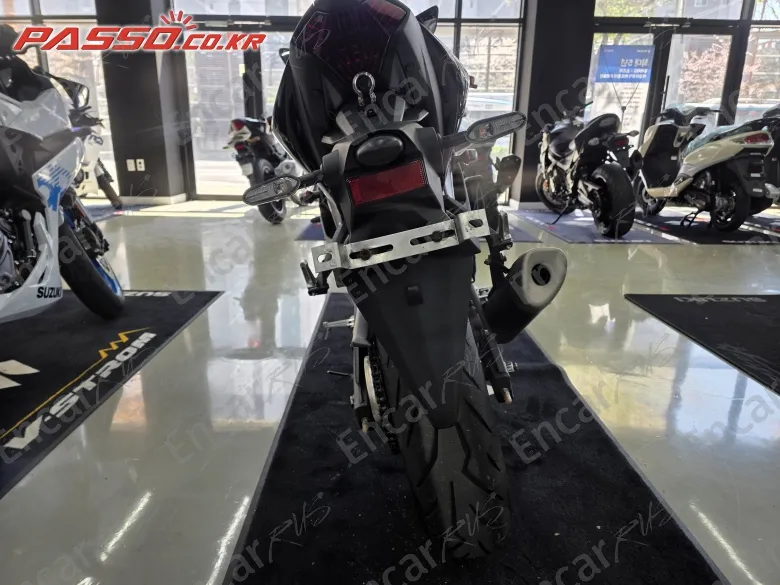 Yamaha Yzf R3 - фото 2