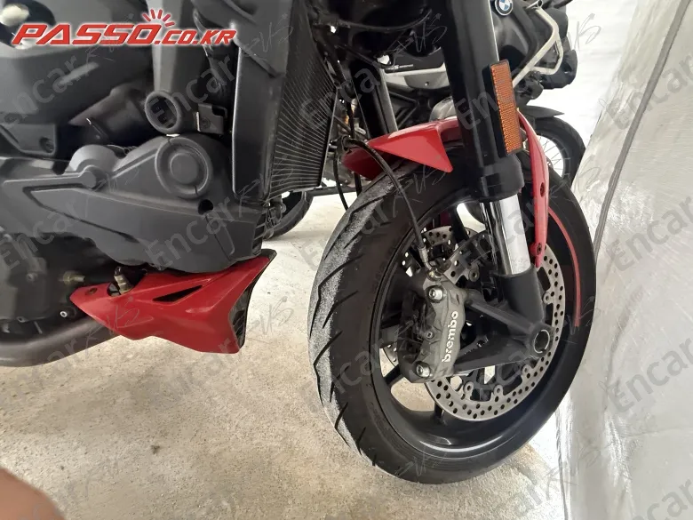 Ducati Monster 937 - фото 5