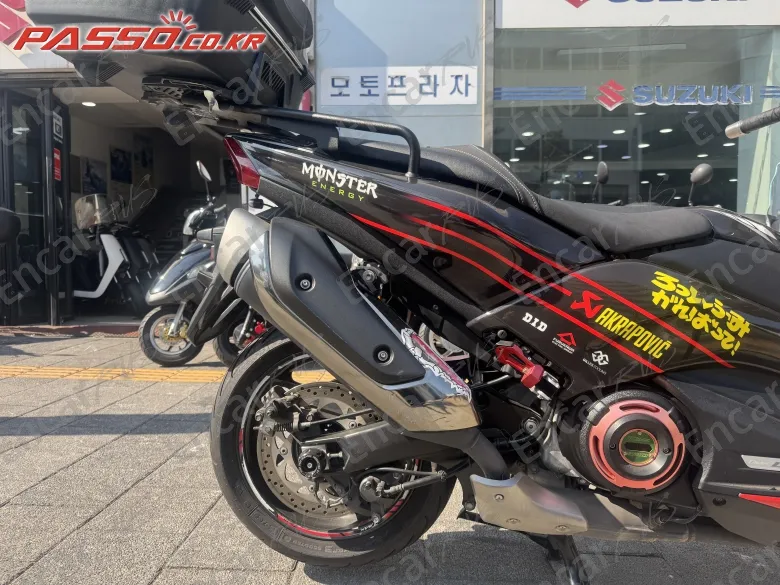 Yamaha T Max Dx - фото 6