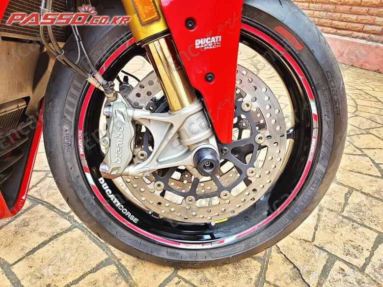 Ducati Supersport S - фото 4