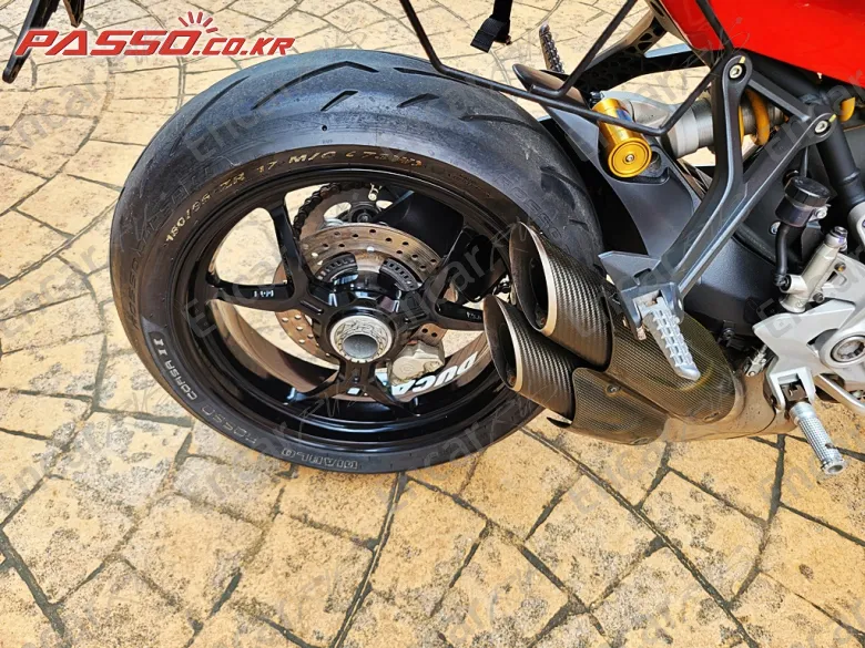 Ducati Supersport S - фото 6
