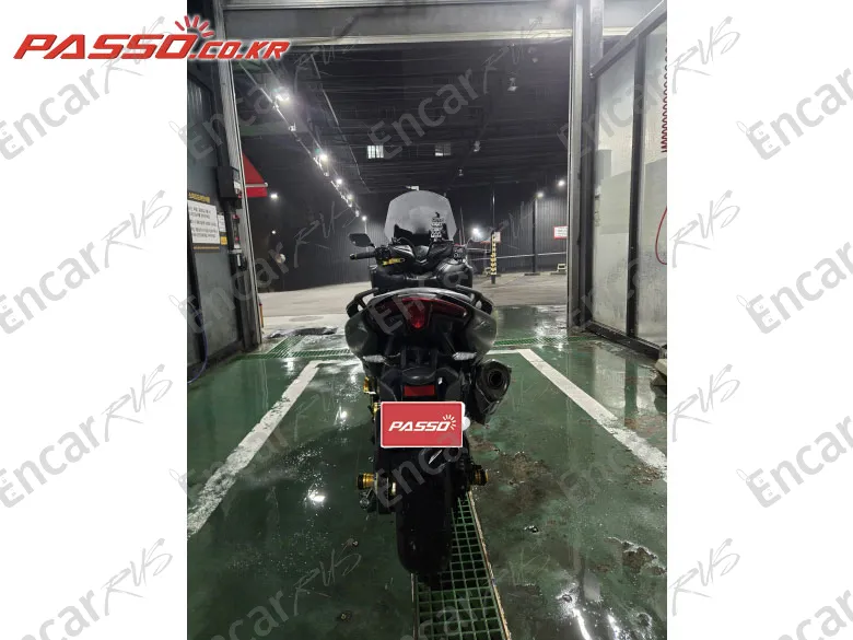 YAMAHA T MAX 560 - фото 2