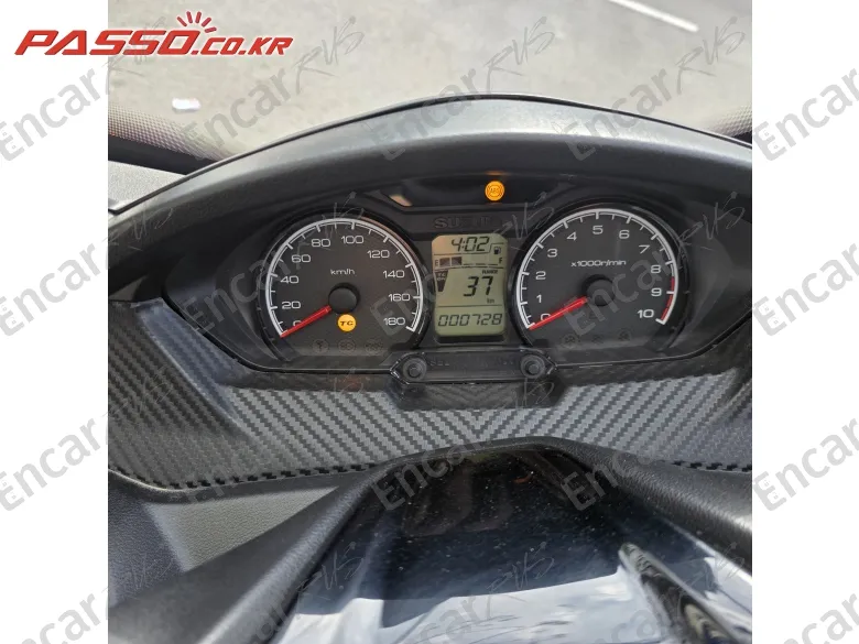 SUZUKI BURGMAN 400 - фото 4
