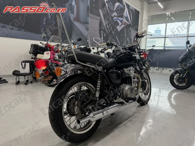 Kawasaki W 800 - фото 2