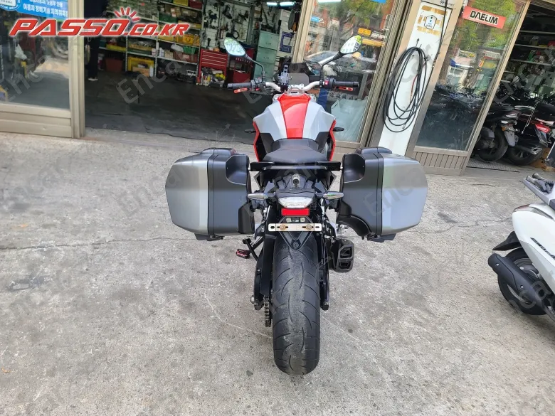 Bmw F 900 R - фото 2