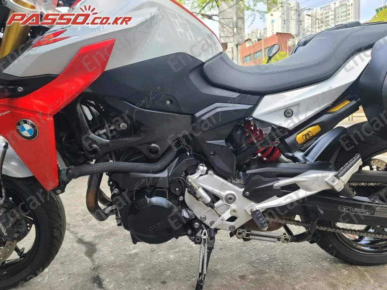Bmw F 900 R - фото 4