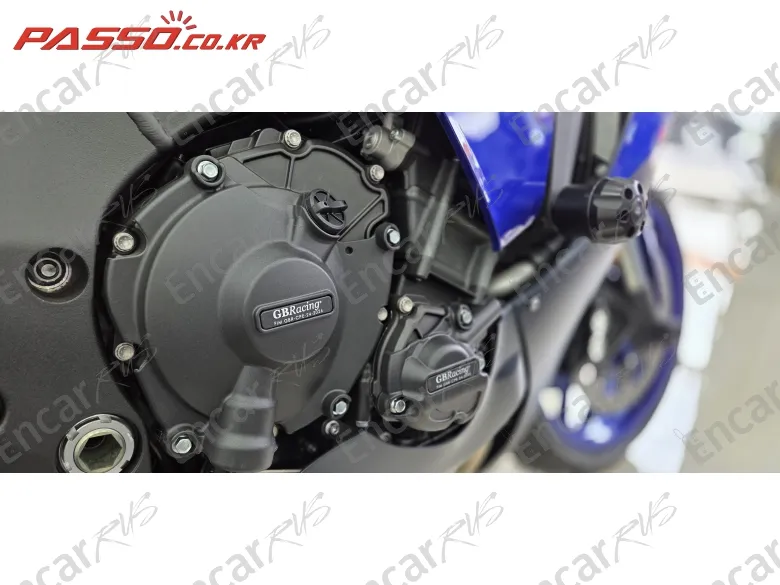 Yamaha Yzf R1 - фото 4