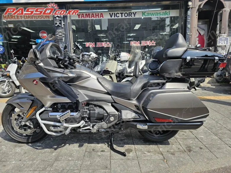 Honda Goldwing Tour Mt - фото 1