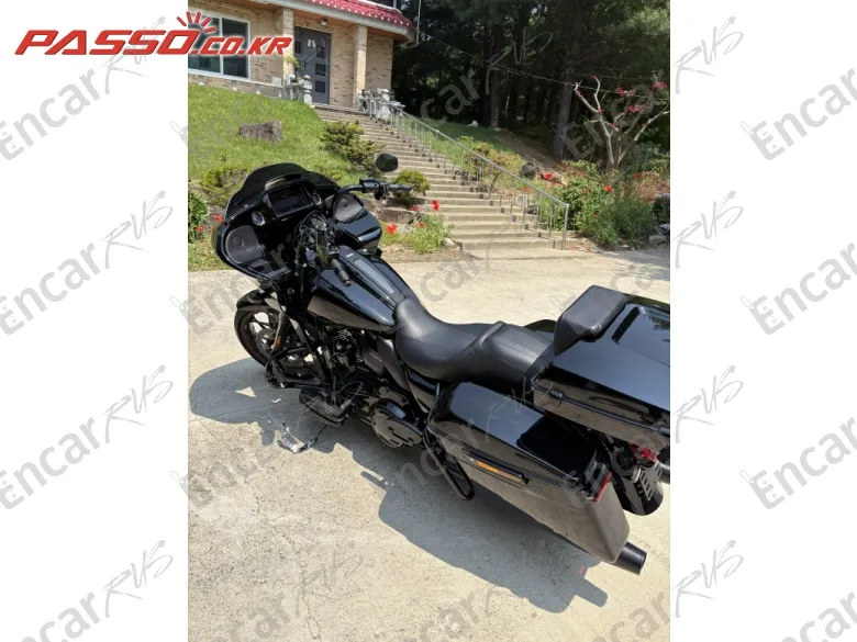 Harley-Davidson Road Glide St - фото 1