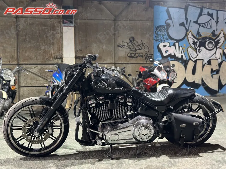 Harley-Davidson Breakout - фото 1
