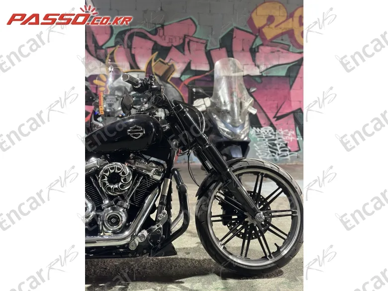 Harley-Davidson Breakout - фото 5