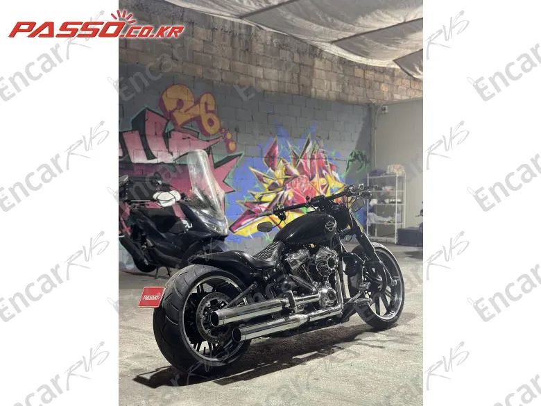 Harley-Davidson Breakout - фото 6