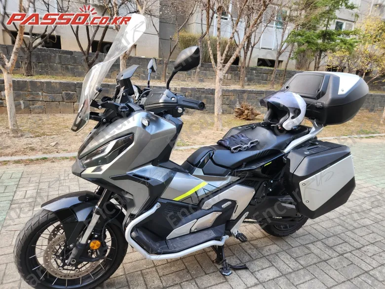HONDA X ADV - фото 1