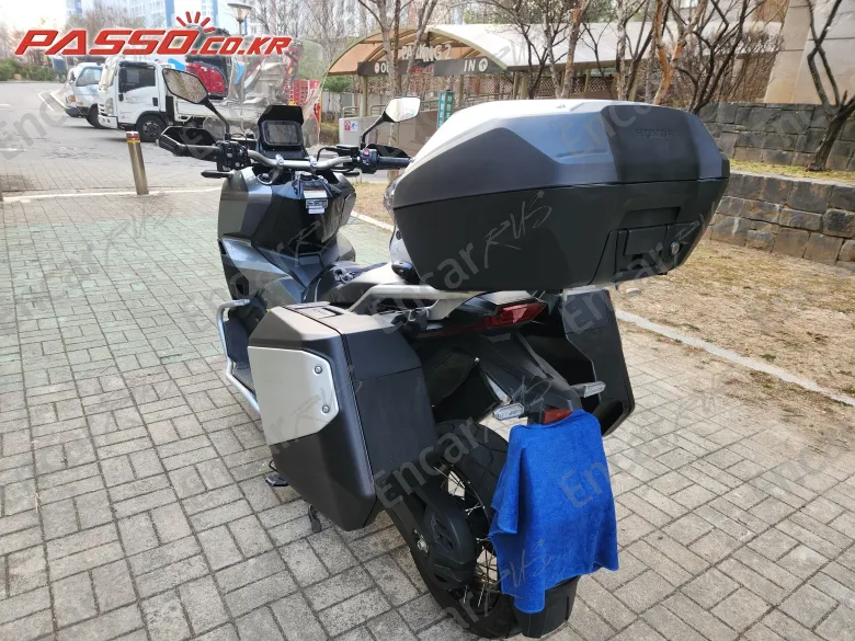 HONDA X ADV - фото 2