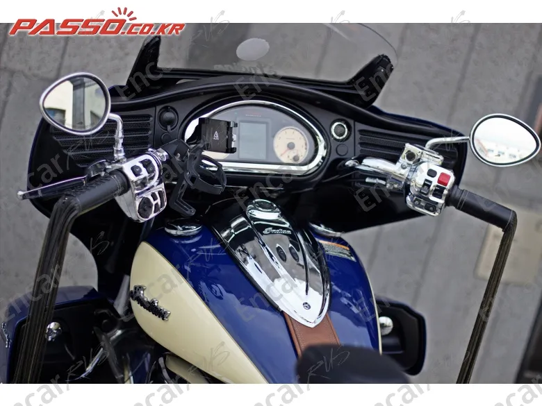 Indian Chief Roadmaster - фото 3