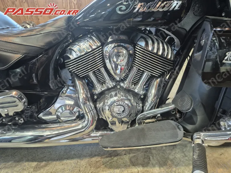 Indian Chief Roadmaster - фото 4