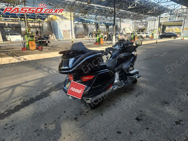 HONDA GOLDWING TOUR DCT AIRBAG - фото 3