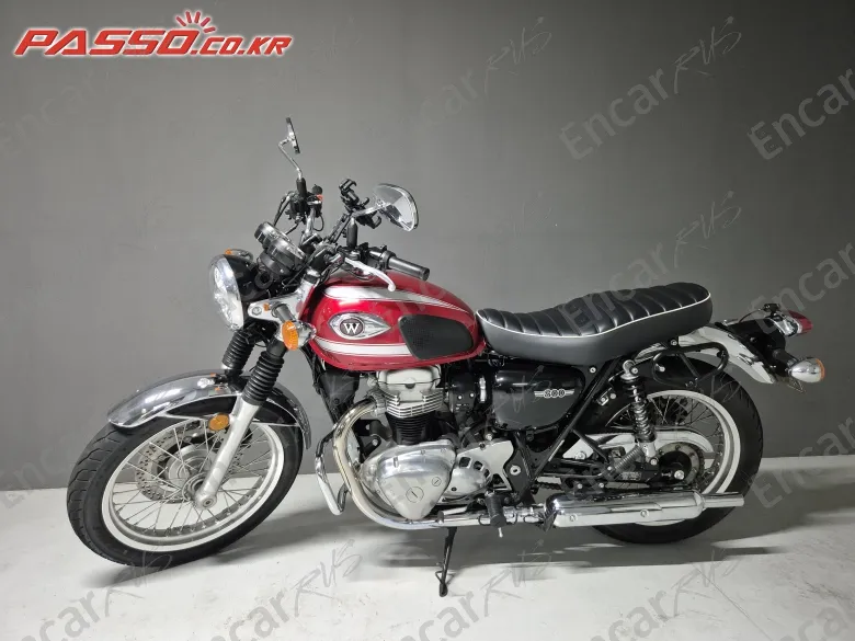 Kawasaki W 800 - фото 1