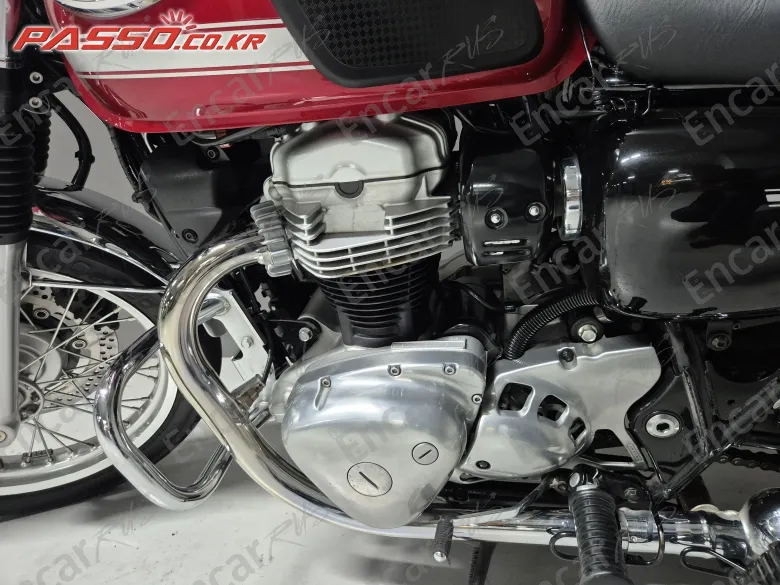 Kawasaki W 800 - фото 4