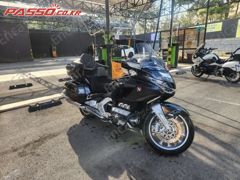 HONDA GOLDWING TOUR DCT AIRBAG - фото 0