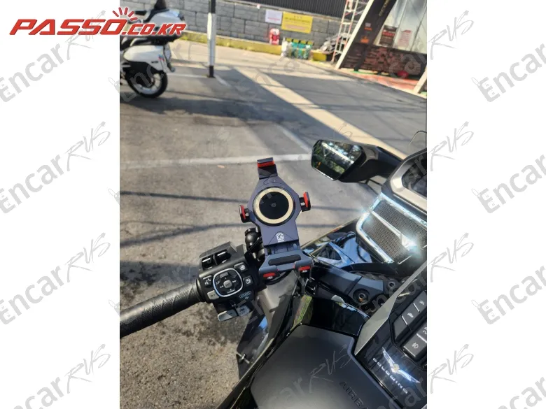 HONDA GOLDWING TOUR DCT AIRBAG - фото 3