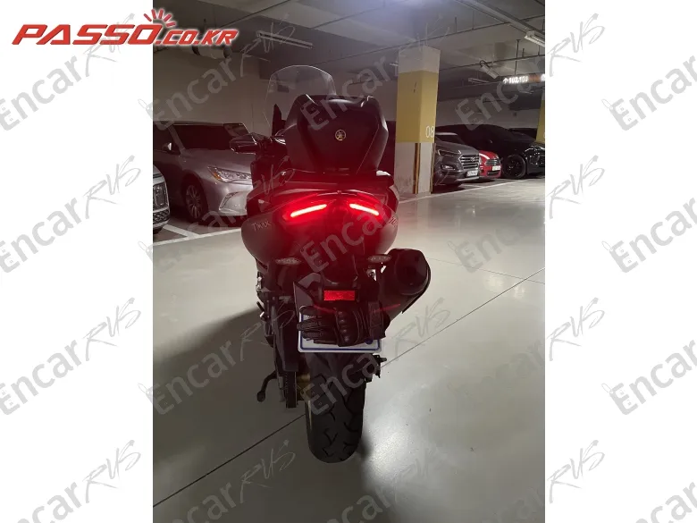 YAMAHA T MAX 560 - фото 2