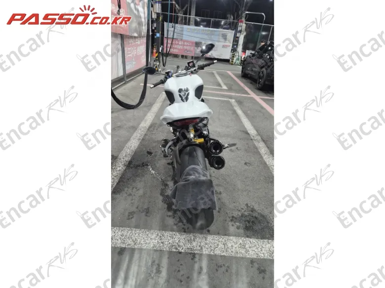 Ducati Monster 1200 S - фото 2
