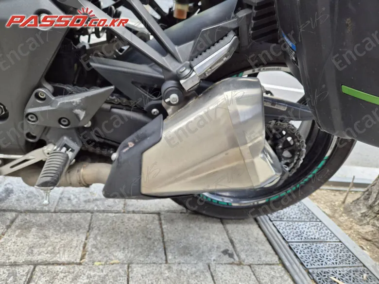Kawasaki Z 1000 Sx - фото 6