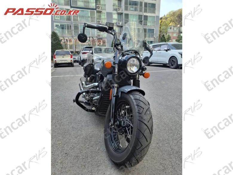 Indian Scout Bobber Twenty - фото 1