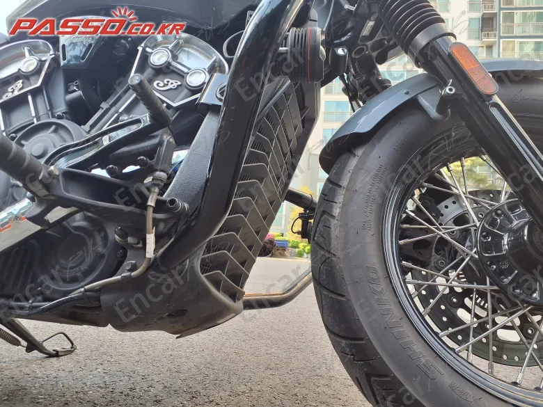 Indian Scout Bobber Twenty - фото 4