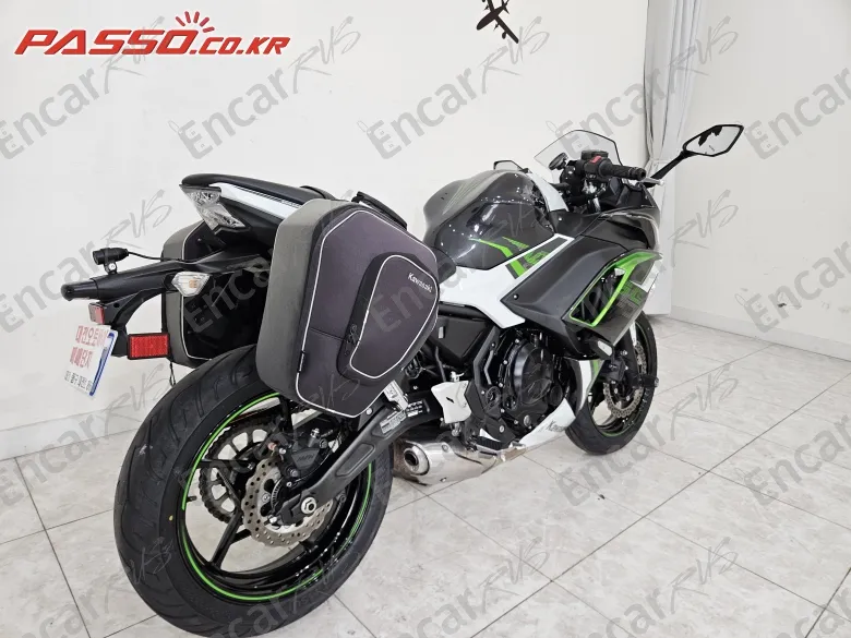 Kawasaki Ninja 650 Abs - фото 6