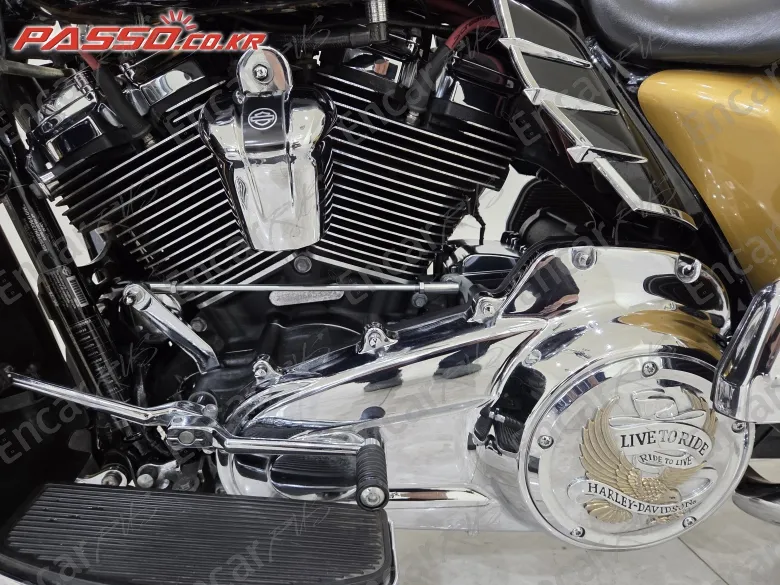 Harley-Davidson Flhr - фото 4