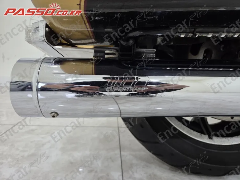 Harley-Davidson Flhr - фото 6