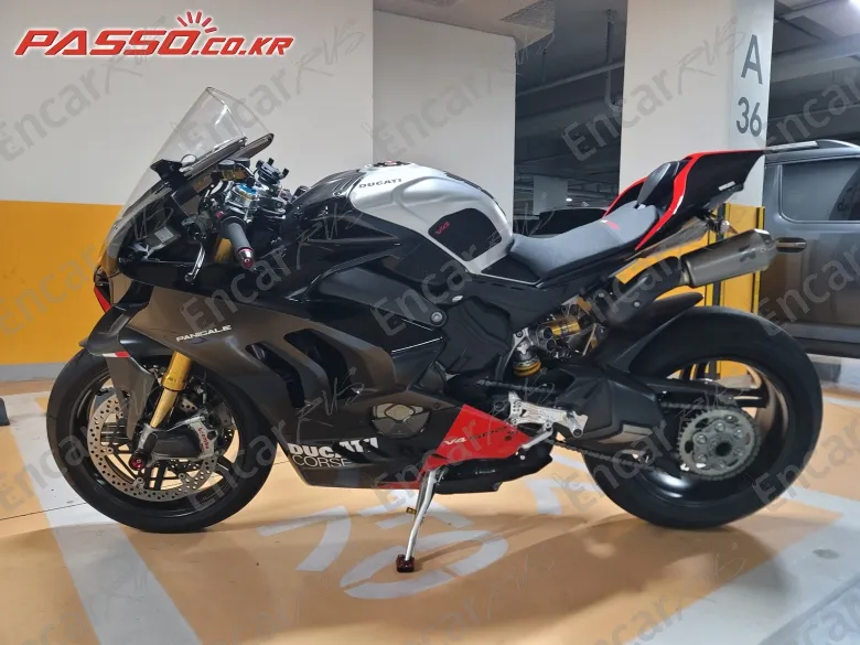 DUCATI PANIGALE V4 SP - фото 1