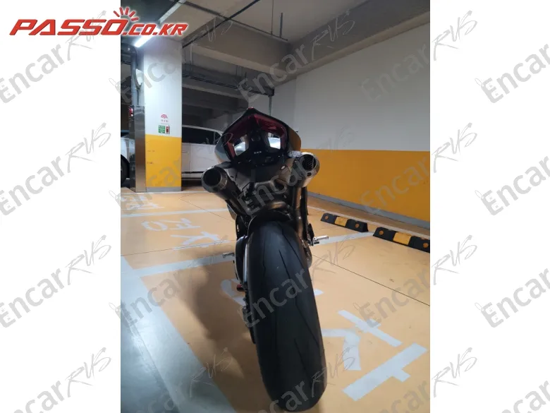 DUCATI PANIGALE V4 SP - фото 2